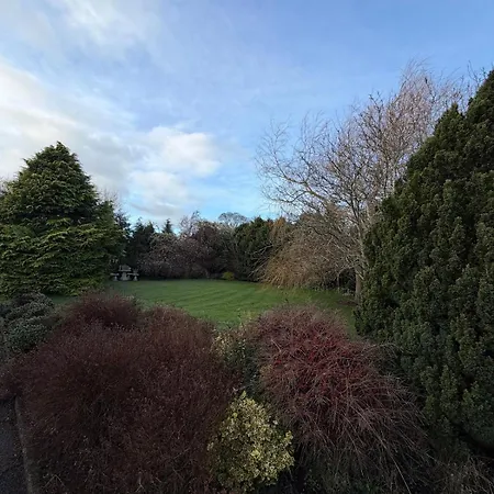 The Lodge- * Balrath