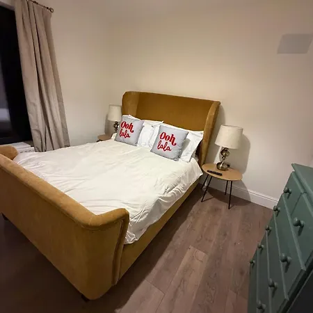 The Lodge- Lejlighed